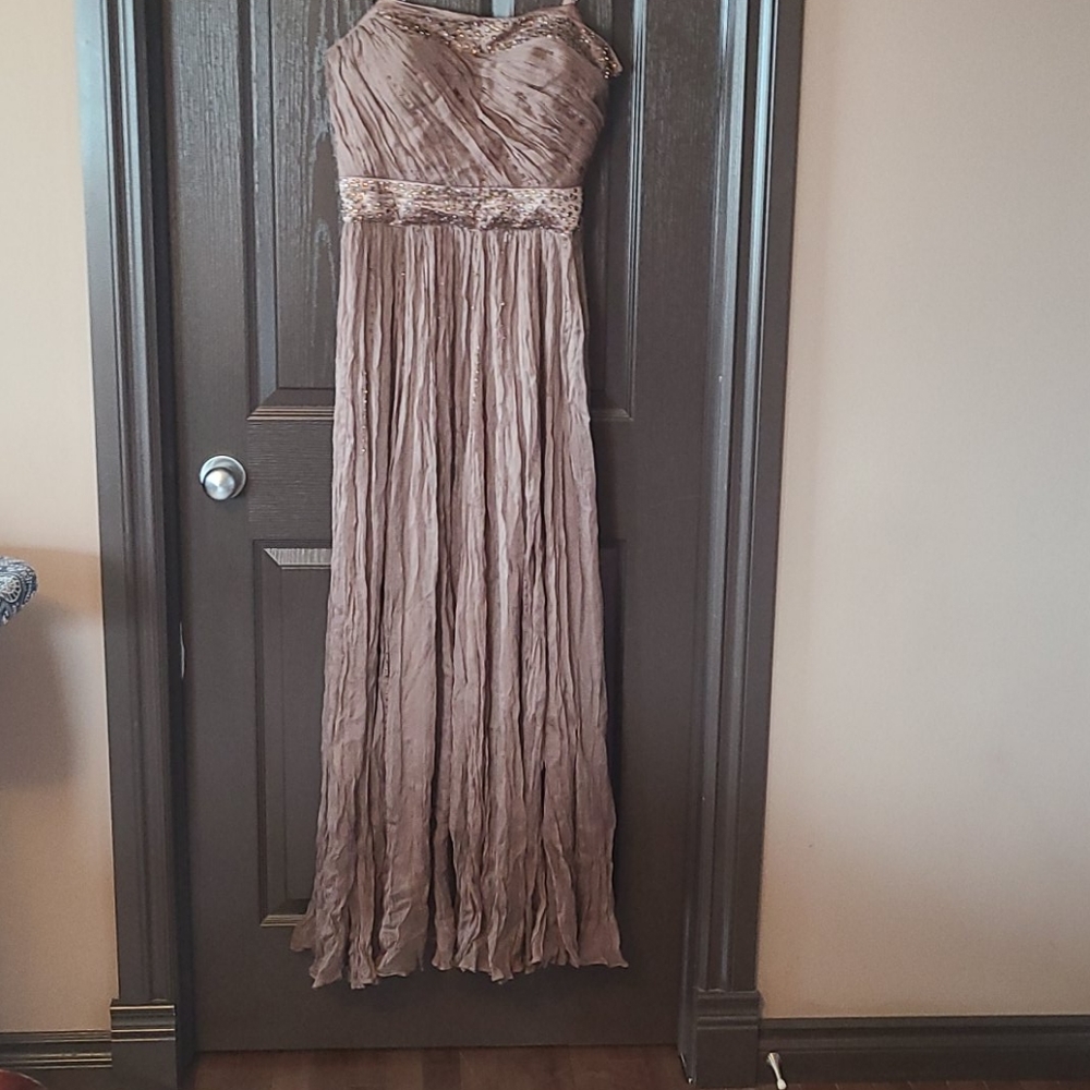 Beautiful Dress size M - Picture 5 of 5